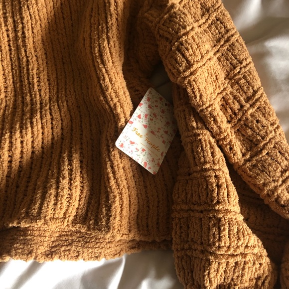 SALE Free People Be Yours Pullover Sweater - Picture 10 of 12